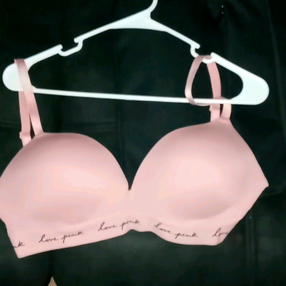 Pink bra - Picture 1 of 4